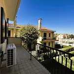 Апартаменты Cozy With Pool And Garden In *