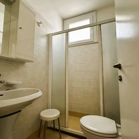 Escape Cozy With Pool And Garden Μπιμπιόνε